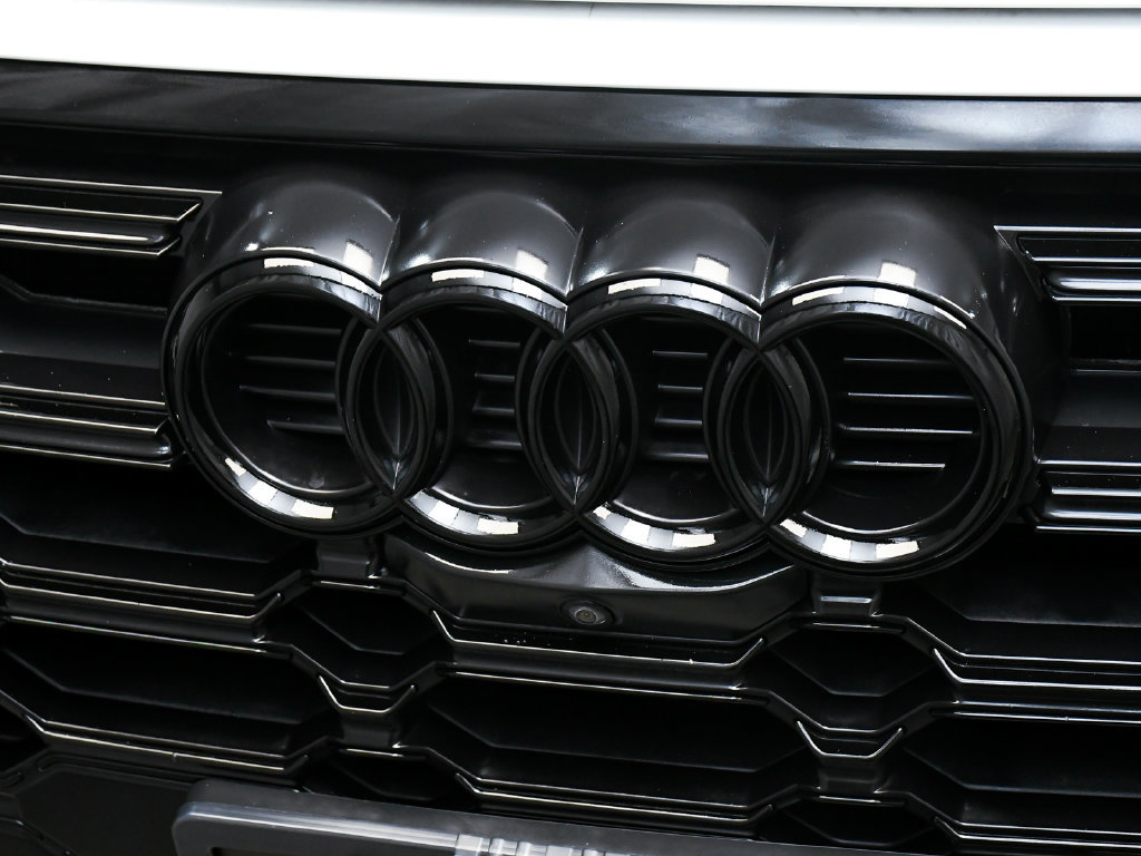 Used 2023 Audi SQ5 Premium Plus w/ Premium Plus Package AWD/4WD image 94