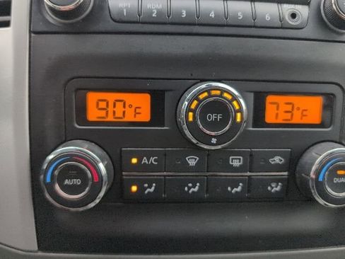 Used 2013 Nissan Frontier SV w/ SV Value Truck Pkg image 22