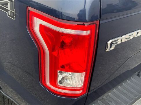 Used 2015 Ford F150 XLT w/ Equipment Group 302A Luxury AWD/4WD image 29