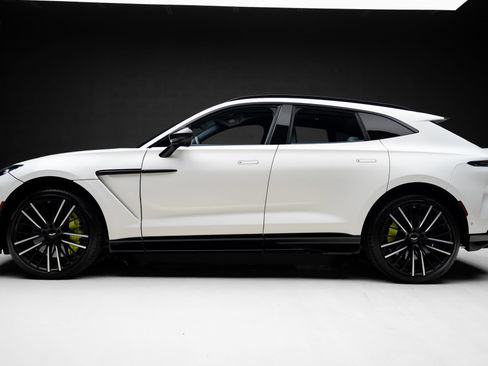 Used 2023 Aston Martin DBX 707 AWD/4WD image 18
