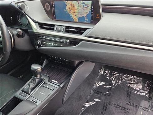 Used 2020 Lexus ES 350 w/ Accessory Package 2 image 22