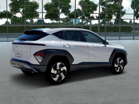 Used 2026 Hyundai Kona Limited FWD image 8