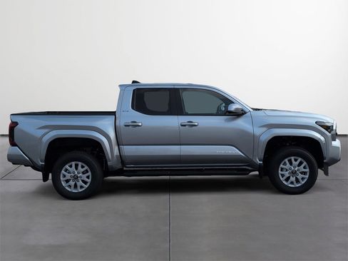 New 2026 Toyota Tacoma SR5 image 6