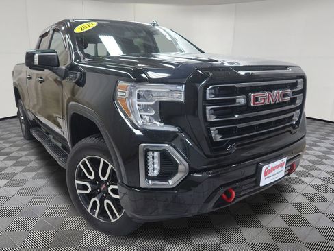 Used 2019 GMC Sierra 1500 AT4 w/ AT4 Premium Package AWD/4WD image 3