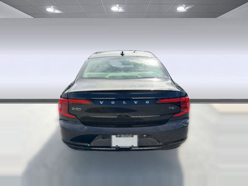 Used 2021 Volvo S90 T6 Momentum image 10