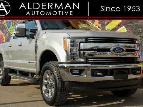 Used 2017 Ford F250 Lariat w/ Chrome Package image 1