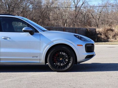 Used 2023 Porsche Cayenne GTS AWD/4WD image 10