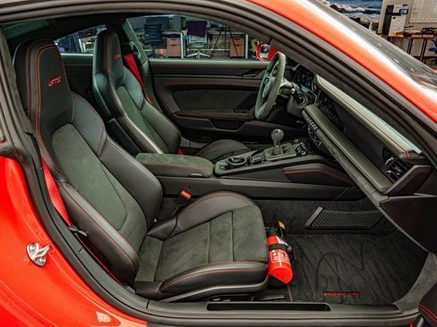 Certified 2024 Porsche 911 Carrera GTS image 54