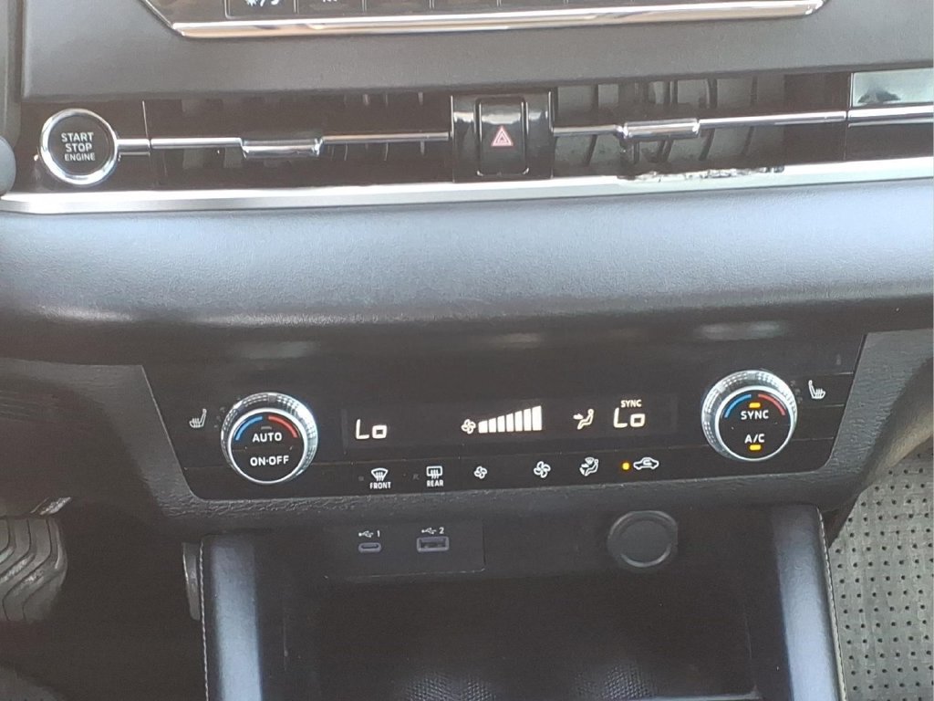 Used 2023 Mitsubishi Outlander SE FWD image 18