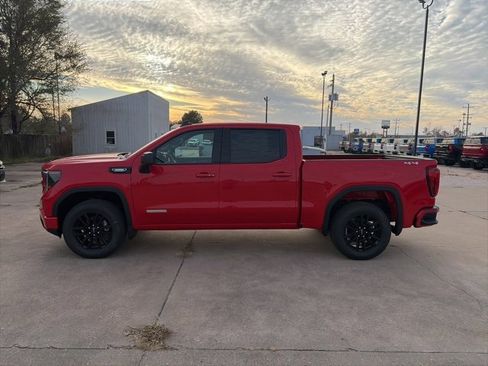 New 2026 GMC Sierra 1500 Elevation image 3