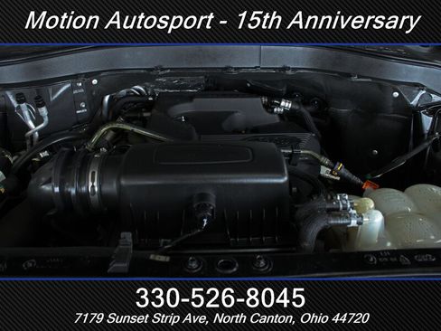 Used 2020 Ford Explorer XLT w/ Equipment Group 202A AWD/4WD image 13