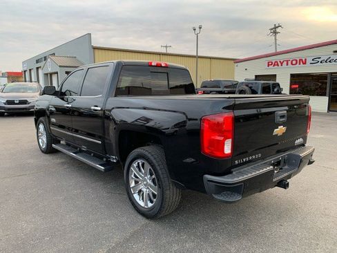 Used 2018 Chevrolet Silverado 1500 High Country image 2
