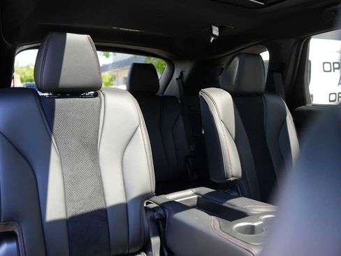 Certified 2025 Acura MDX A-Spec AWD/4WD image 33