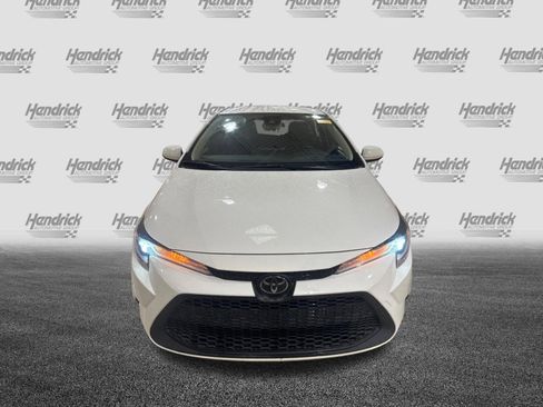 Used 2022 Toyota Corolla LE FWD image 38