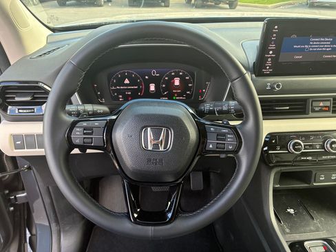 Used 2026 Honda Pilot EX-L image 18