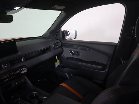 Certified 2026 Honda Passport TrailSport image 38