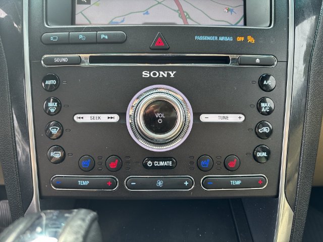 Used 2016 Ford Explorer Limited w/ Equipment Group 301A AWD/4WD image 19