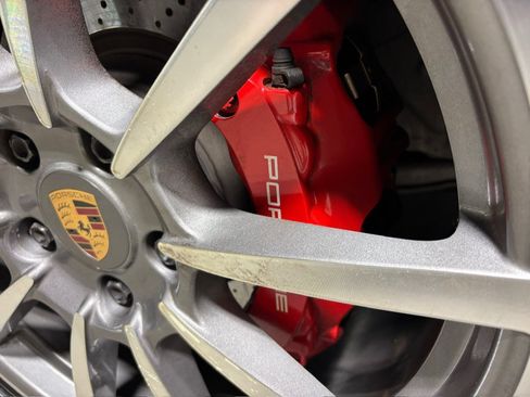 Used 2013 Porsche 911 Carrera 4S AWD/4WD image 23