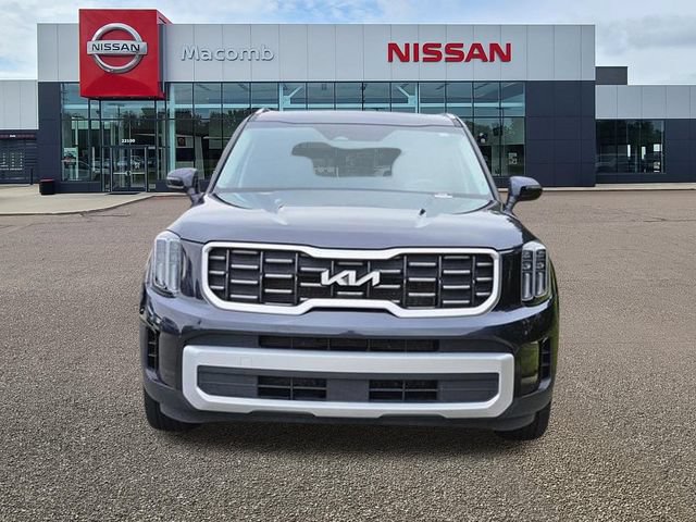Used 2025 Kia Telluride S FWD image 2