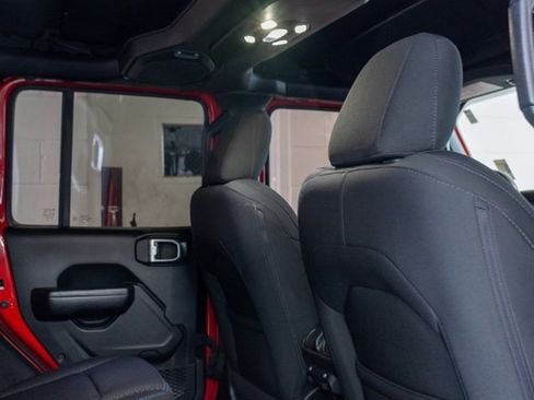 Certified 2021 Jeep Wrangler Unlimited Islander image 6