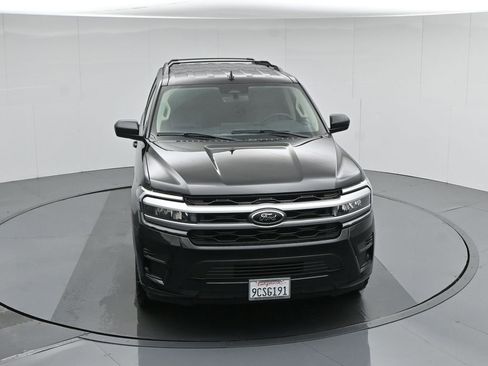 Used 2022 Ford Expedition XLT image 41