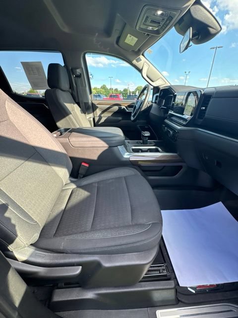 Used 2025 Chevrolet Silverado 1500 RST AWD/4WD image 21