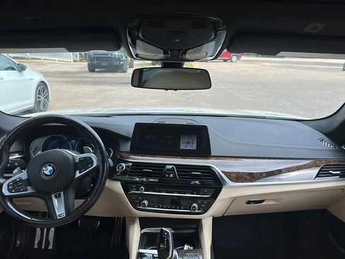 Used 2017 BMW 540i RWD image 29
