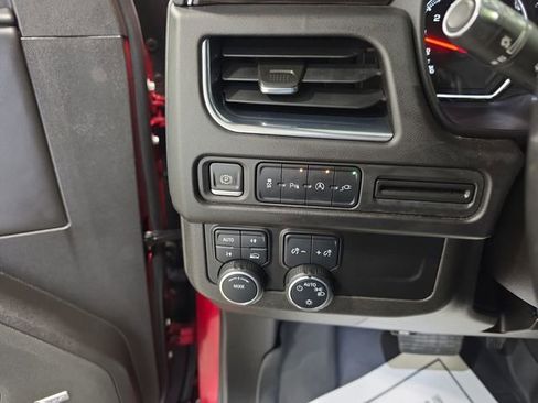 Used 2021 Chevrolet Tahoe LT AWD/4WD image 18
