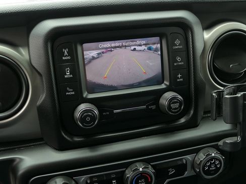 Used 2021 Jeep Wrangler Unlimited Sport AWD/4WD image 20