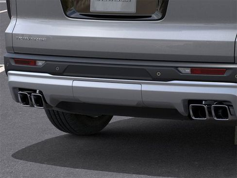 New 2026 Chevrolet Traverse LT image 15