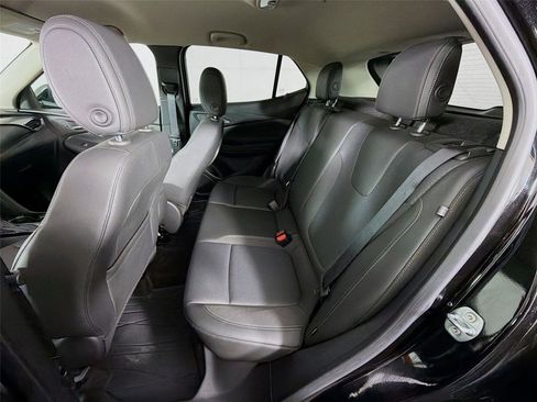 Used 2023 Buick Encore GX Preferred w/ Cold Weather Comfort Package image 21