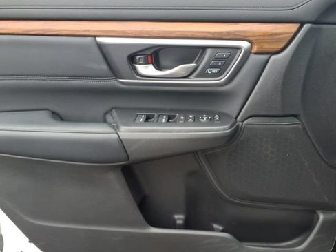 Used 2022 Honda CR-V Touring image 16