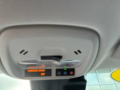 New 2026 Chevrolet Trax LT w/ LT Convenience Package FWD image 13