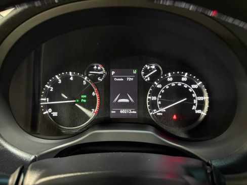 Used 2021 Lexus GX 460 Premium AWD/4WD image 32