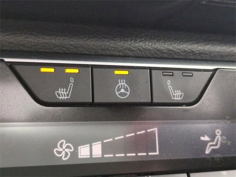 Used 2024 Nissan Sentra SR w/ SR Premium Package image 22