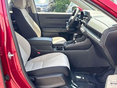 Certified 2025 Honda CR-V EX image 10