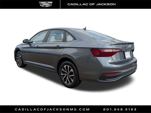 Used 2024 Volkswagen Jetta S image 4