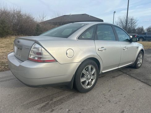 Used 2009 Ford Taurus Limited image 5