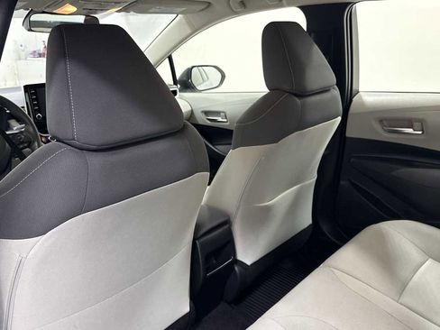 Used 2020 Toyota Corolla LE image 24