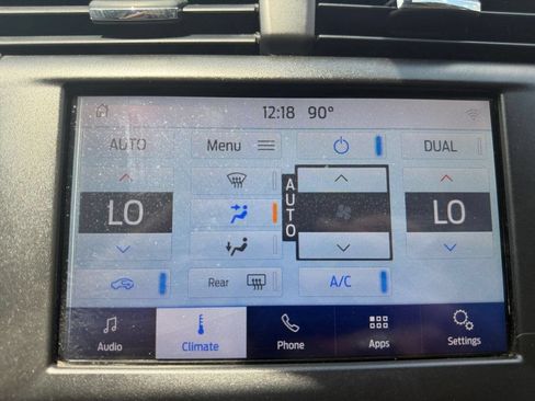 Used 2019 Ford Fusion SEL FWD image 28
