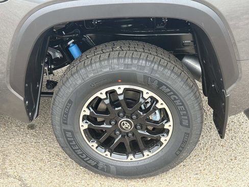 New 2026 Toyota Tundra SR5 AWD/4WD image 11