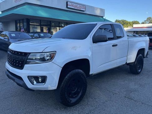 Used 2018 Chevrolet Colorado W/T image 1