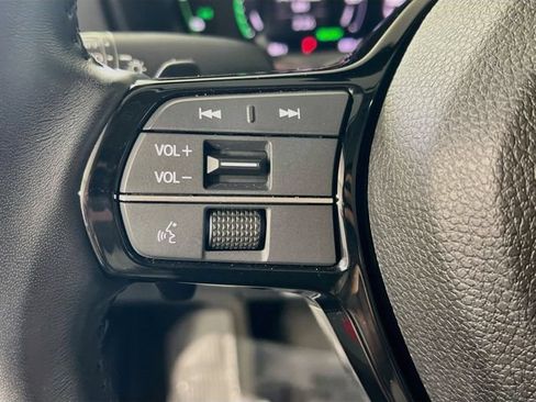 Used 2024 Honda Accord Touring image 17