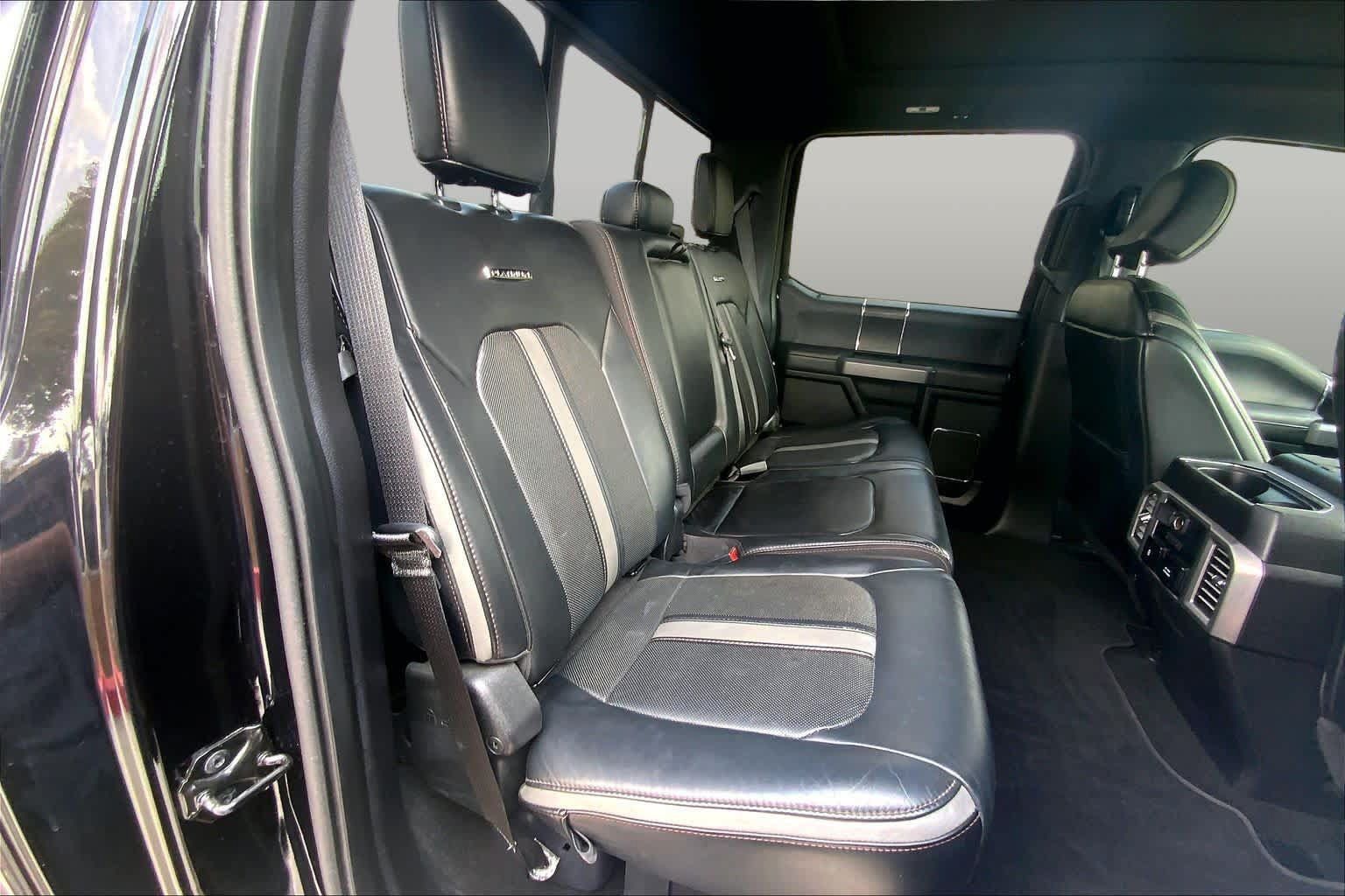 Used 2019 Ford F250 Platinum w/ Platinum Ultimate Package AWD/4WD image 20