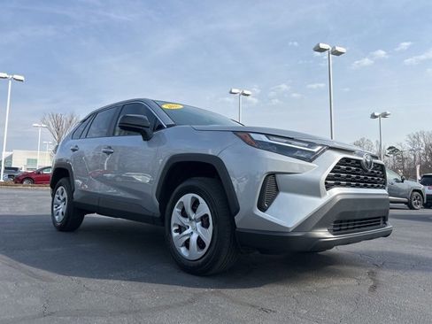 Used 2025 Toyota RAV4 LE image 3