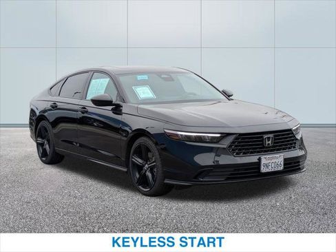 Used 2024 Honda Accord Sport image 4