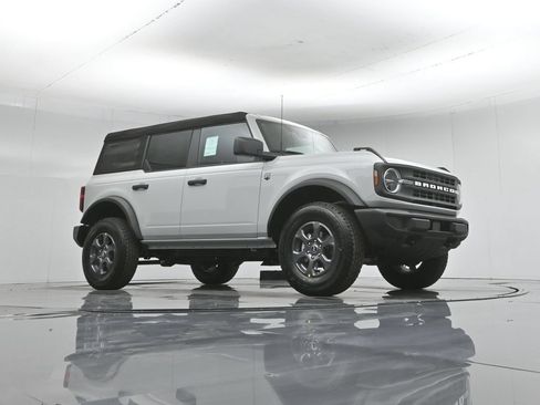 New 2026 Ford Bronco Big Bend AWD/4WD image 3