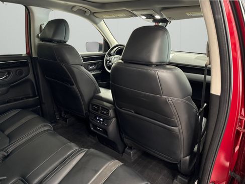 Used 2023 Honda Pilot Touring image 47