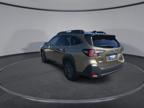 Certified 2025 Subaru Outback Onyx Edition w/ Popular Package #2 image 7