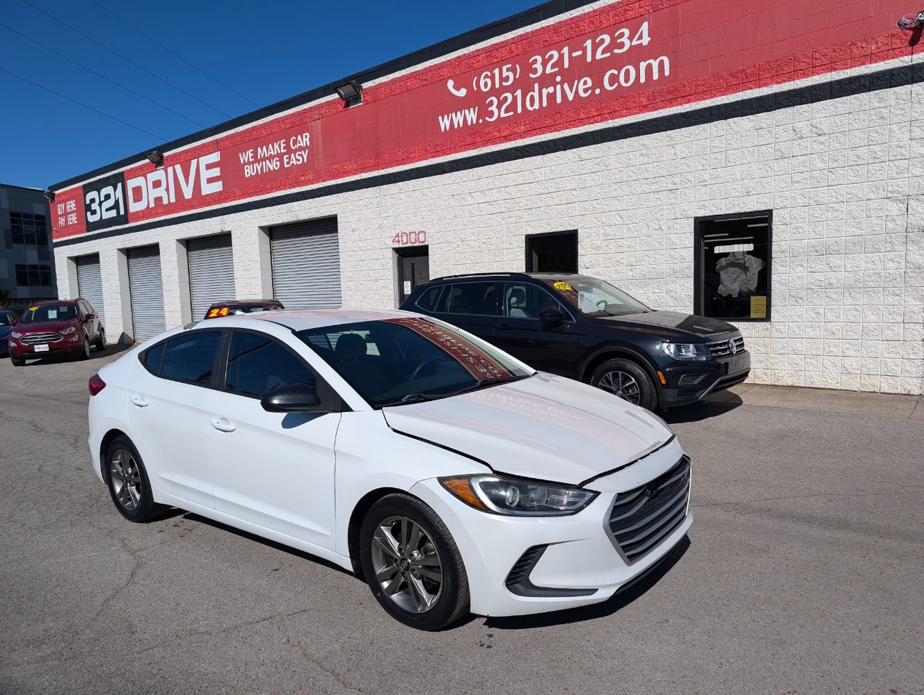 Used 2017 Hyundai Elantra SE FWD image 2